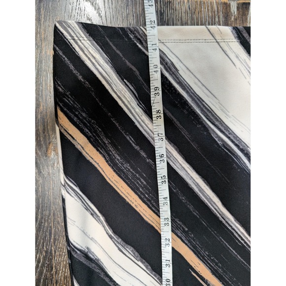 Maggy London Dress Womens 2 Midi V Neck Abstract Stripe Long Sleeve Cocktail Par - Picture 11 of 11